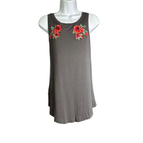 American Eagle Outfitters Tops - American Eagle AEO Soft & Sexy Tank Top Gray Floral Embroidered Size XS